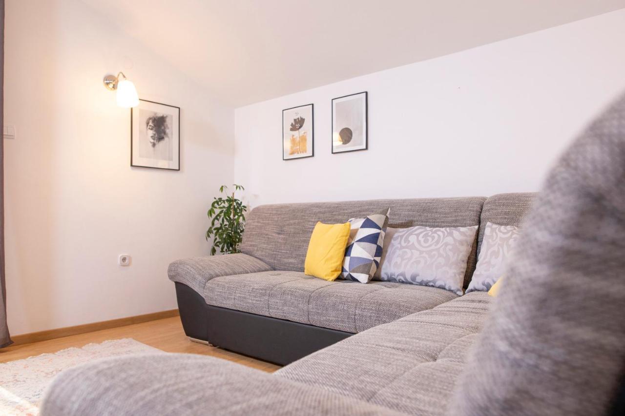 Apartman Ivo Kastela Bagian luar foto