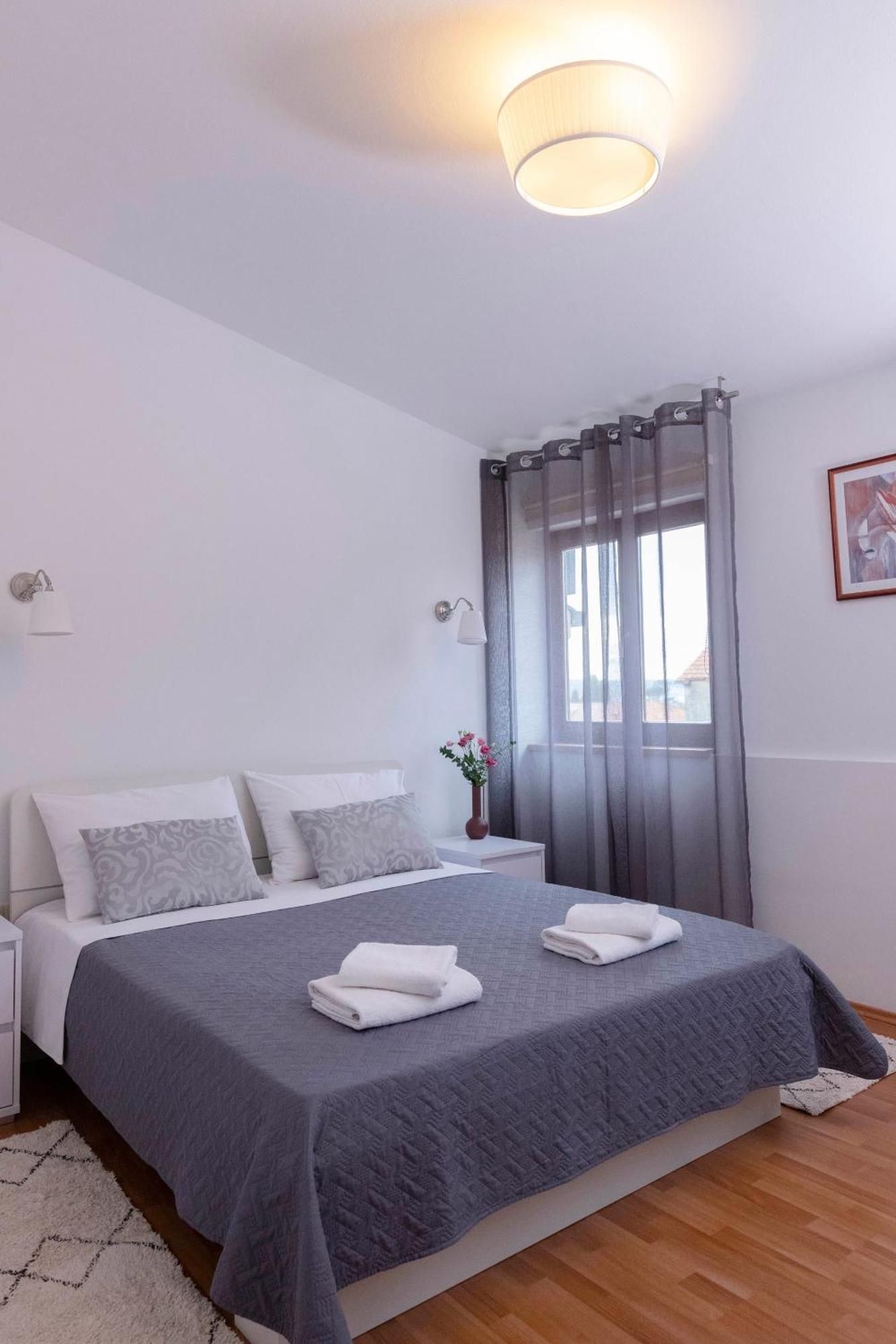 Apartman Ivo Kastela Bagian luar foto